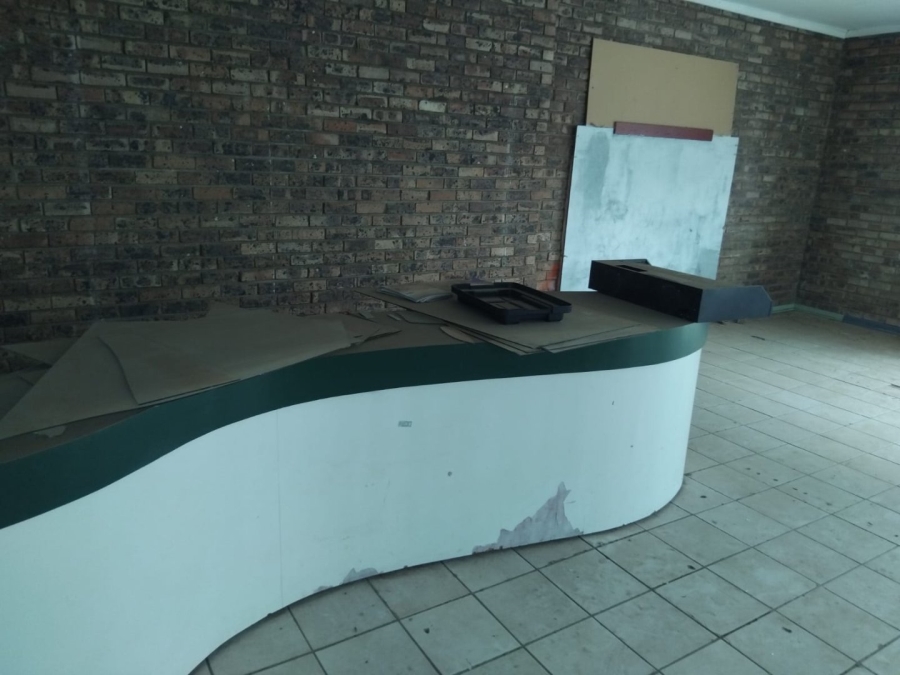 Commercial Property for Sale in La Hoff North West